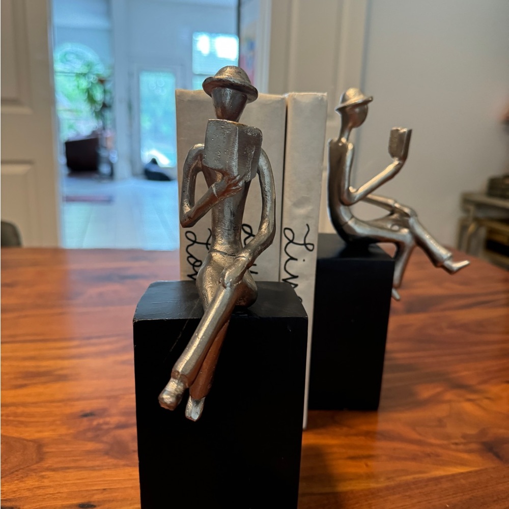 Vintage Handmade Bookends
Silver Toned Man Reading a Book on Dark Wooden Block